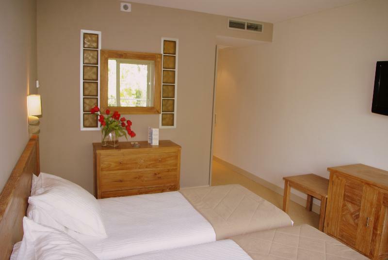אז'אקסיו Hotel Campo Dell'Oro מראה חיצוני תמונה